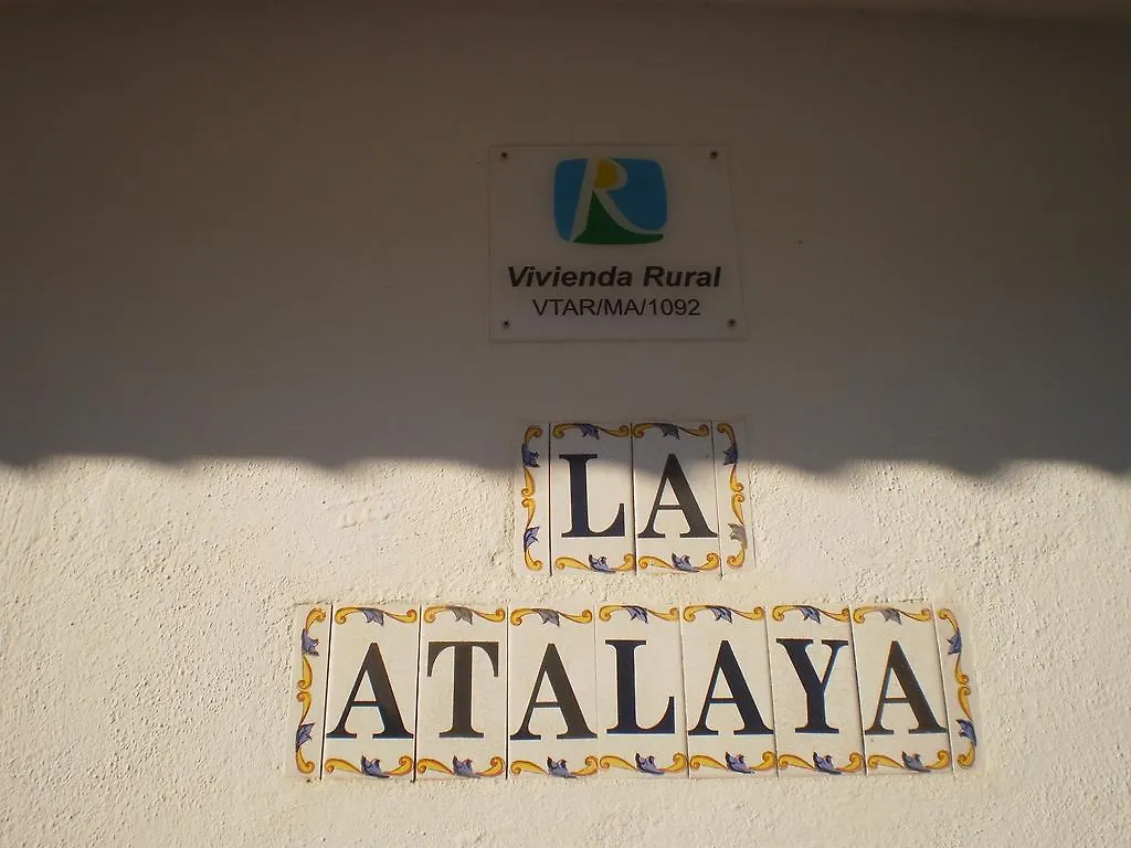 La Atalaya De Los Romanes Vinuela